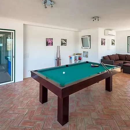 Sleeps 6 Pool Air Con Wifi Villa Boliqueime